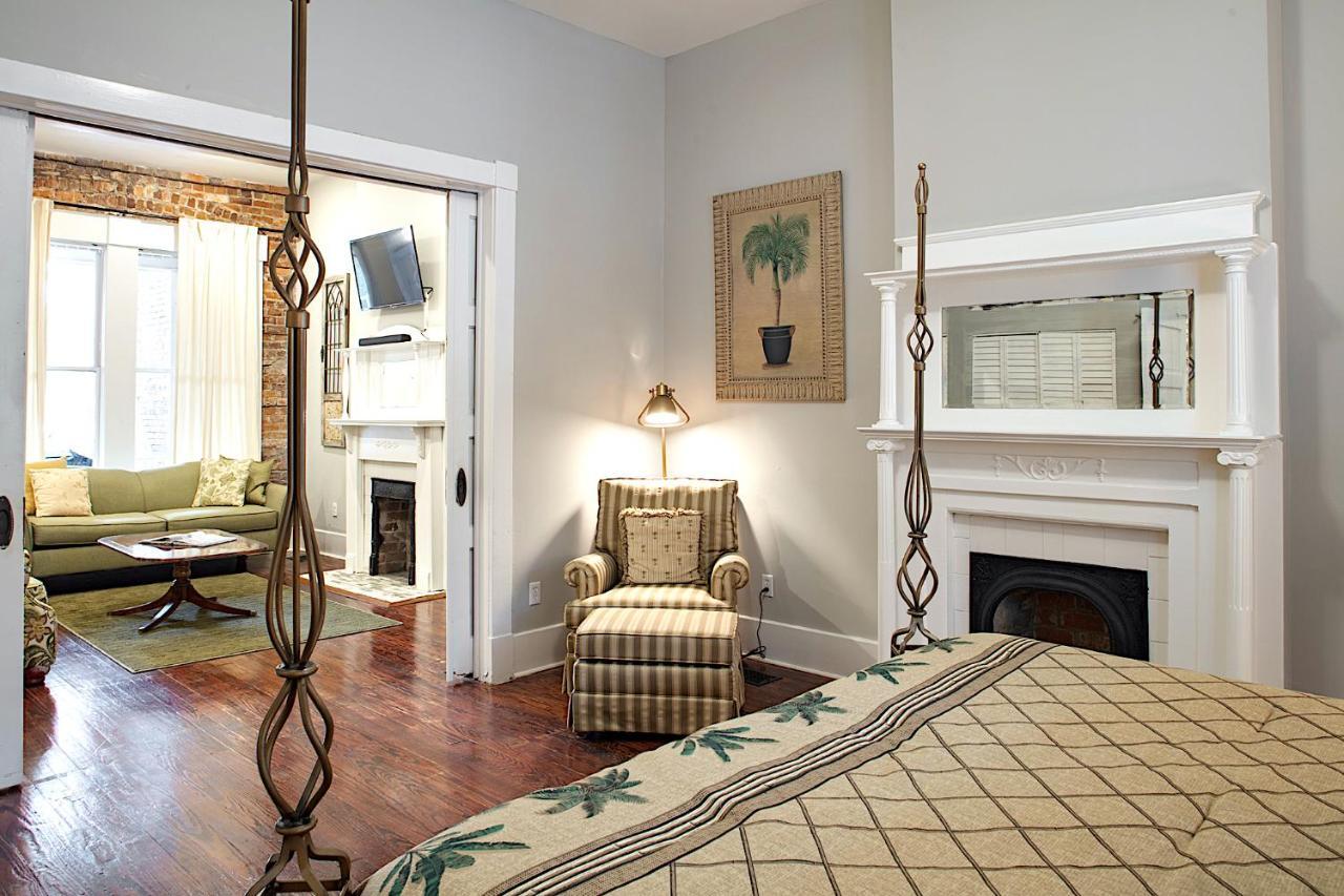 Newly Renovated Historic Savannah Townhome! Ngoại thất bức ảnh